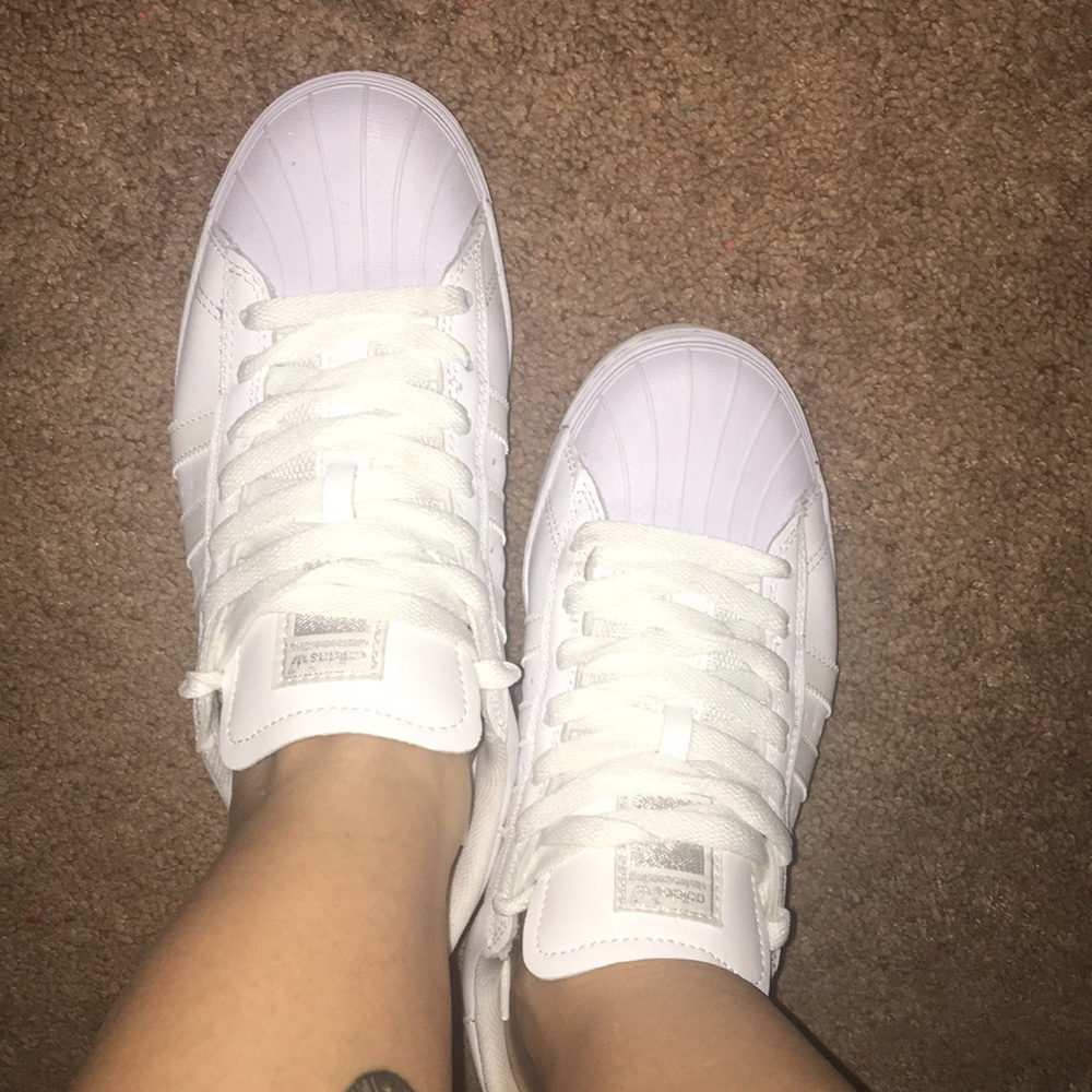 Adidas superstar Vulc wt/wt sz 5 men’s